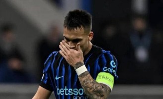 国米队长劳塔罗左腿比目鱼肌受伤，预计缺阵一月 多线作战面临调整