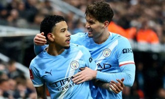 足总杯曼城3-1纽卡，轮换阵容逆转取胜进八强，魔鬼赛程迎考验