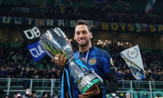 国米即将开启跟中场大师的续约会谈，可土耳其豪门又来捣乱了