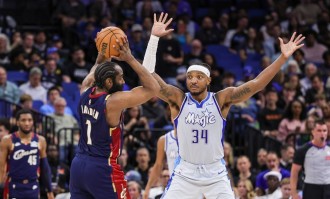 哈登空砍30分班凯罗25分 魔术击败骑士5连胜